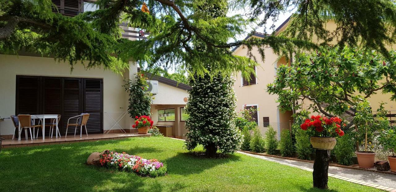 Fiori Apartment Umago Esterno foto